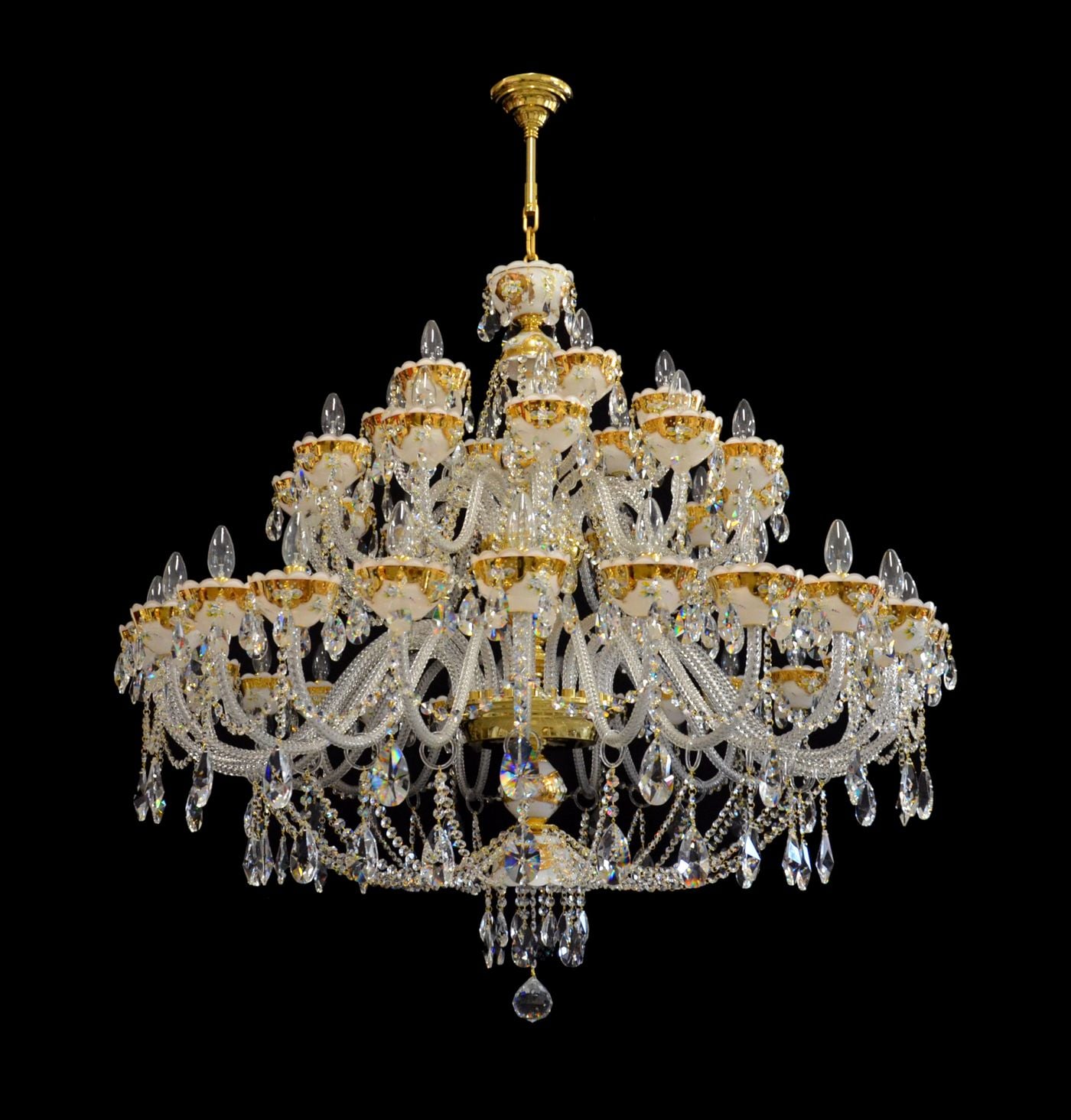 MAJESTIC grande lampadario smaltato a tre piani con 24+12+6 bracci in vetro dipinto a mano con smalto di alta qualità — Ottone lucido